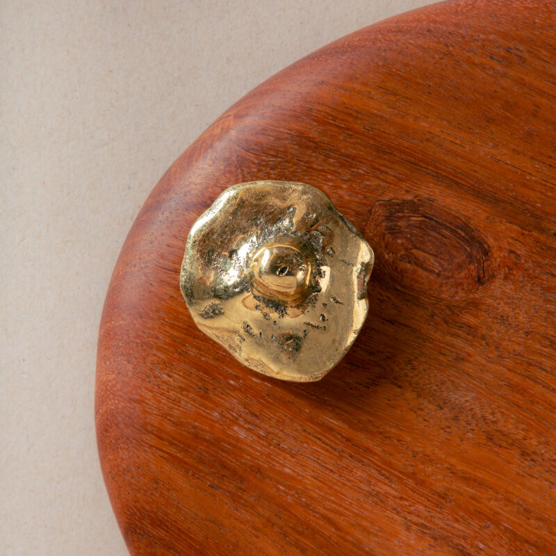 Handle