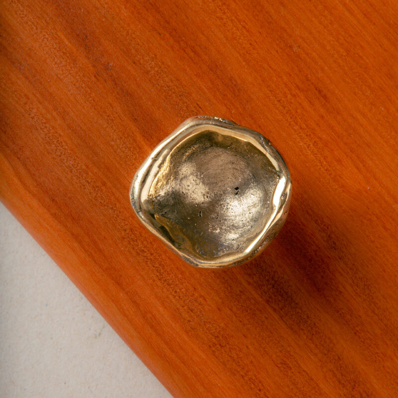 Handle