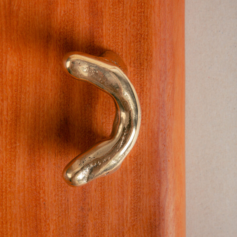 Handle