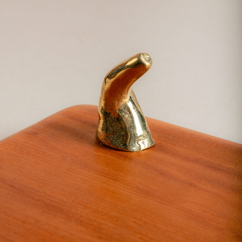 Handle