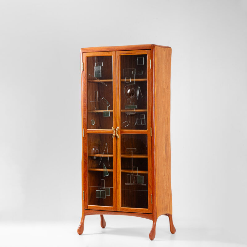 GLASS CABINET