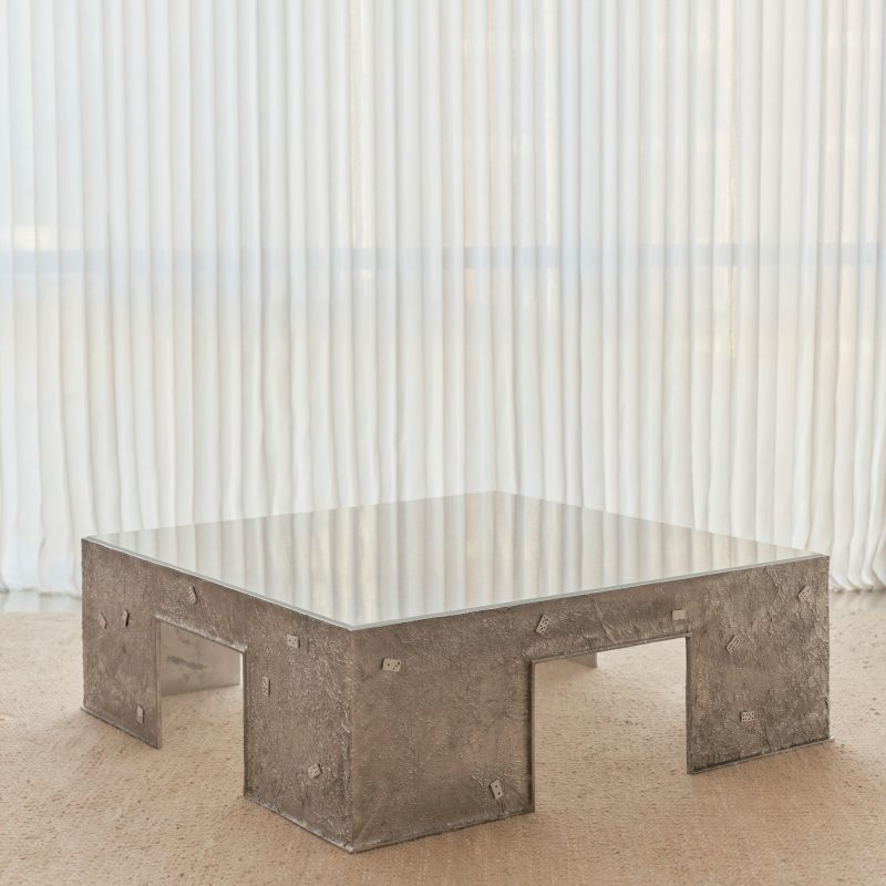 DOMINO COFFEE TABLE