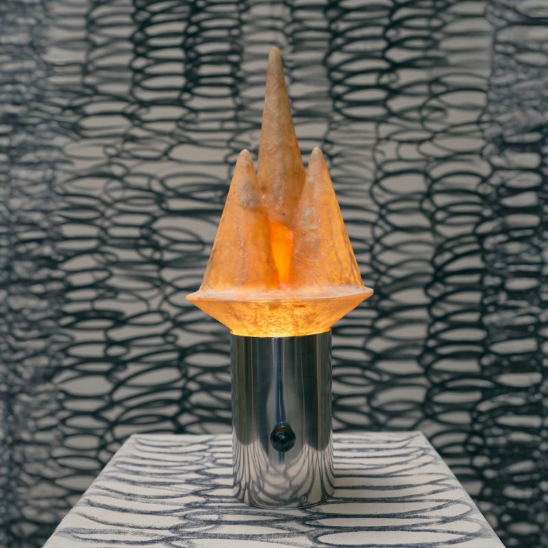 EISFORM TABLE LAMP